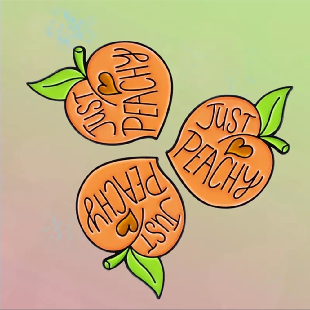 Just peachy gift cute fun pin brooch peach fruit - Picture 2 of 2